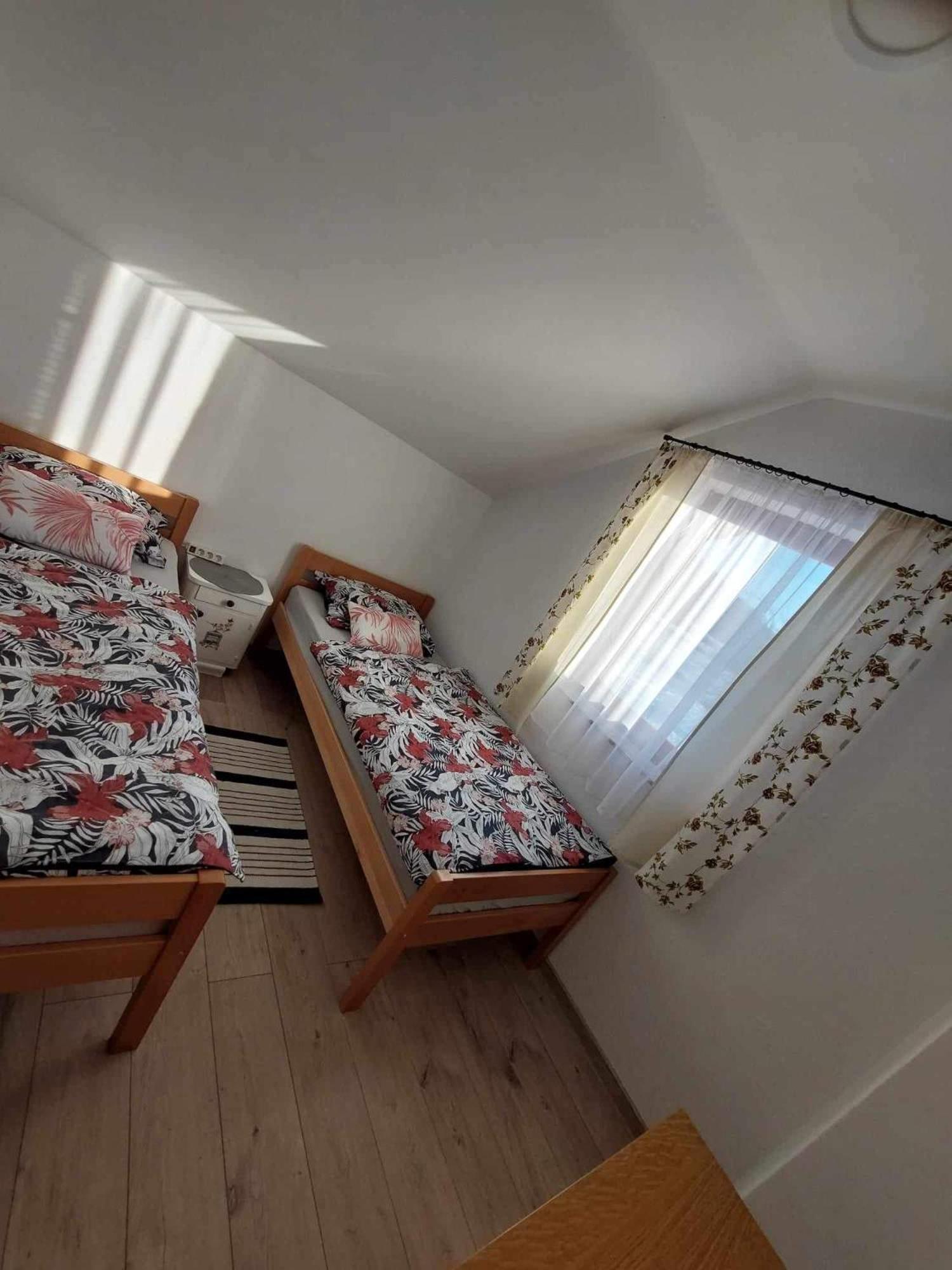 Apartman Rita Perusic Екстер'єр фото